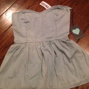 Blue denim strapless shirt