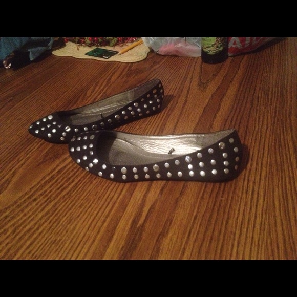 Studded ballet flats sz6 -New without tags