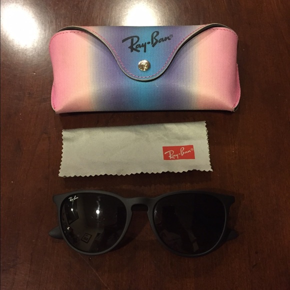 Like New Authentic Ray Ban 'Erika' Sunglasses