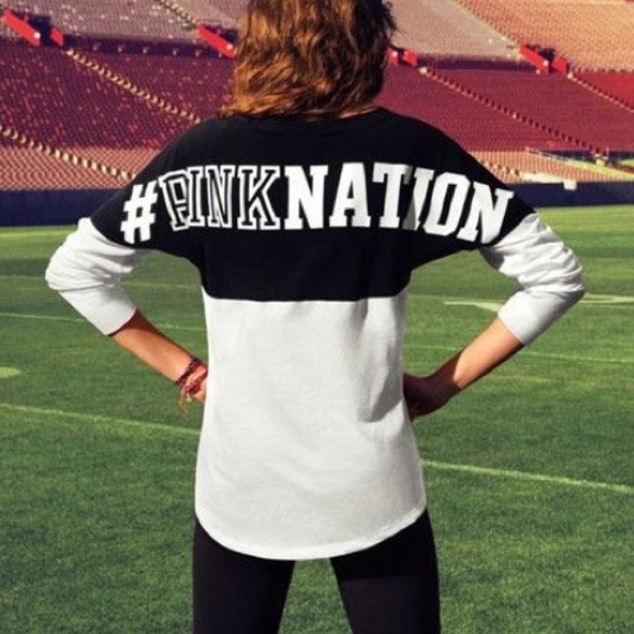 Vs Pink crew (ISO!!! NOT SELLING!!!) - Picture 2 of 2