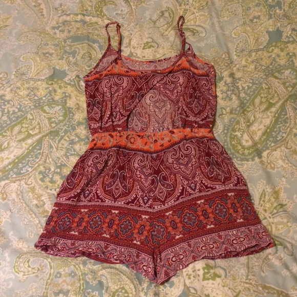 SALE 🎉Forever 21 Backless Romper - Picture 2 of 4