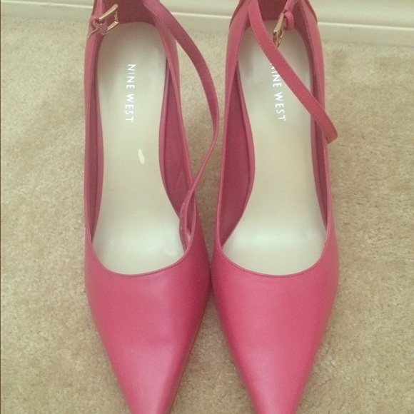 Nine West Pumps- Never Worn