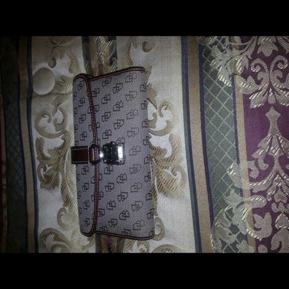 Dooney & Bourke Wallet