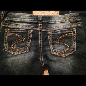 Silver France's boot cut 28/33 dark wash denim