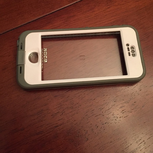 LIFEPROOF iPhone 5 case