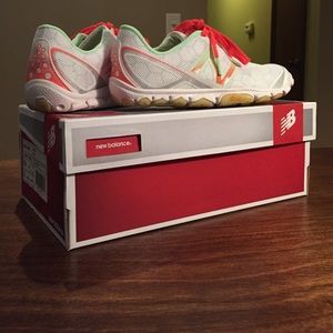 New Balance WR10WW2 Running shoe! 5.2oz & 4mm drop