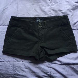 American Eagle black shorts