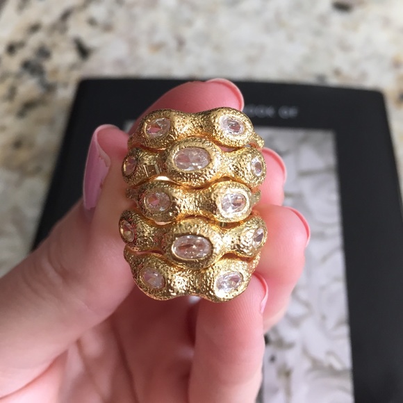 Gold crystal ring