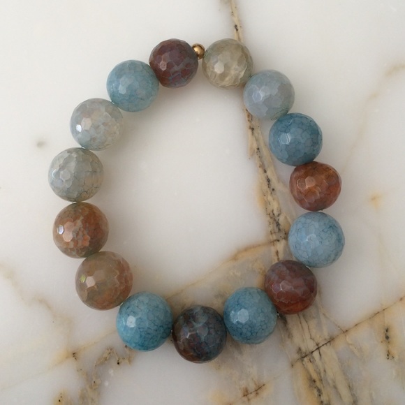 Blue beaded bracelet
