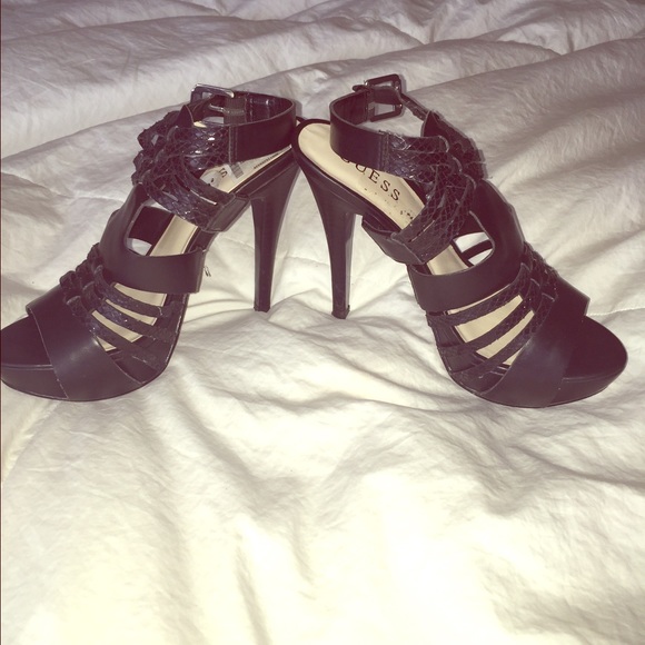 Guess shoes, size 6.