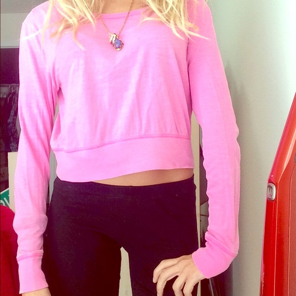 VS pink long sleeve crop! XSMALL!
