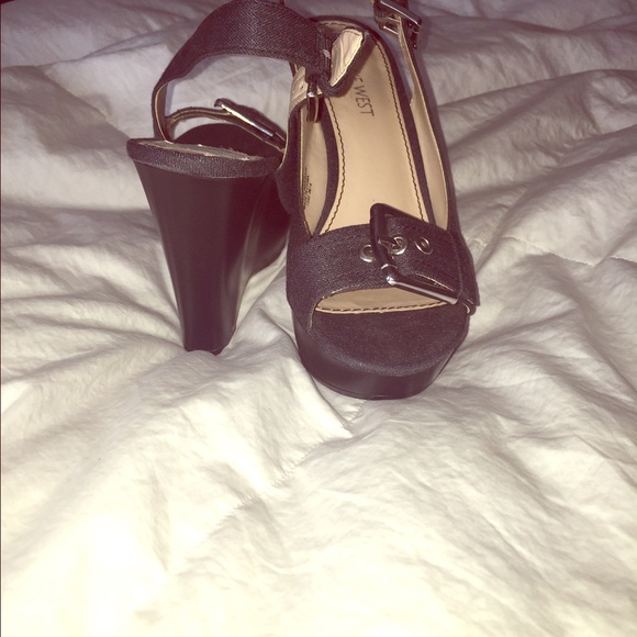 Nine West platform high heels size 6