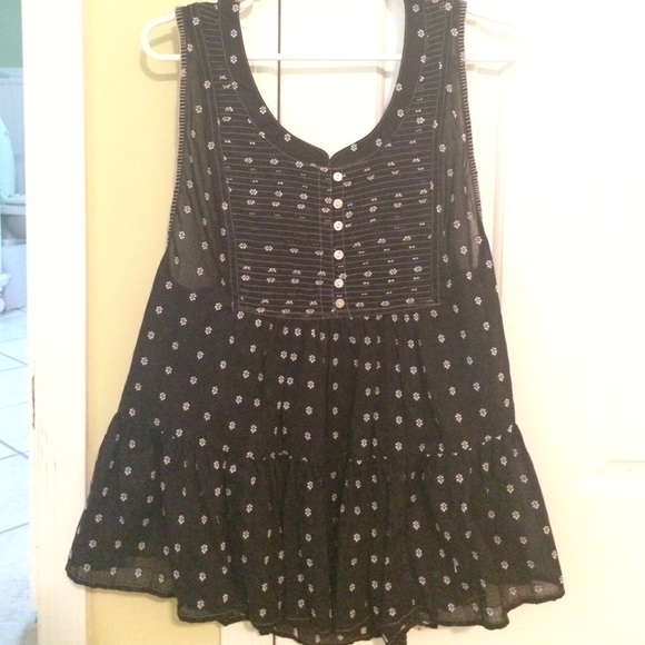 FREE PEOPLE BABY DOLL TOP NWOT