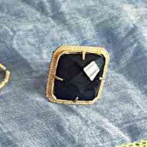 Authentic Kendra Scott ring