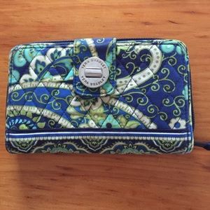 Vera Bradley wallet