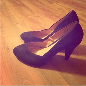 Forever21 Suede heels!!!!