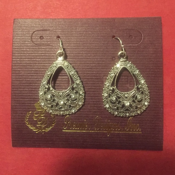 Beautiful earrings!