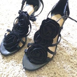 Black flower heels