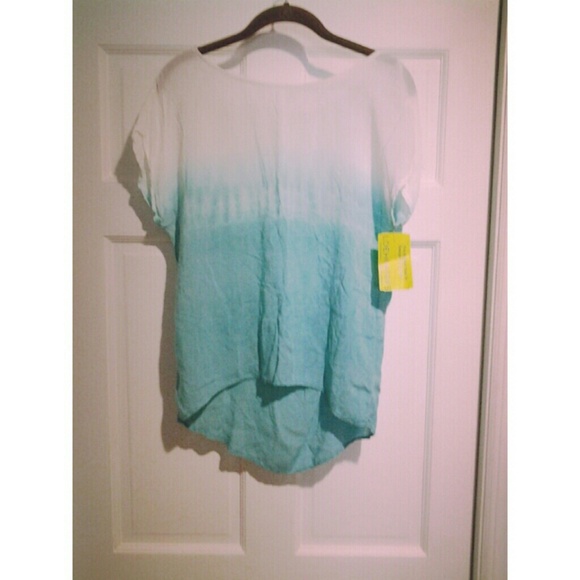 White to blue ombre cut out tee