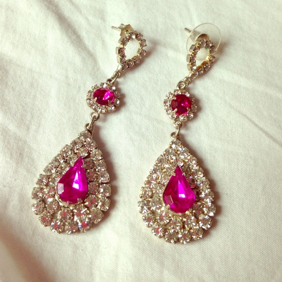 ❌SOLD❌Earrings 💕 - Picture 1 of 4