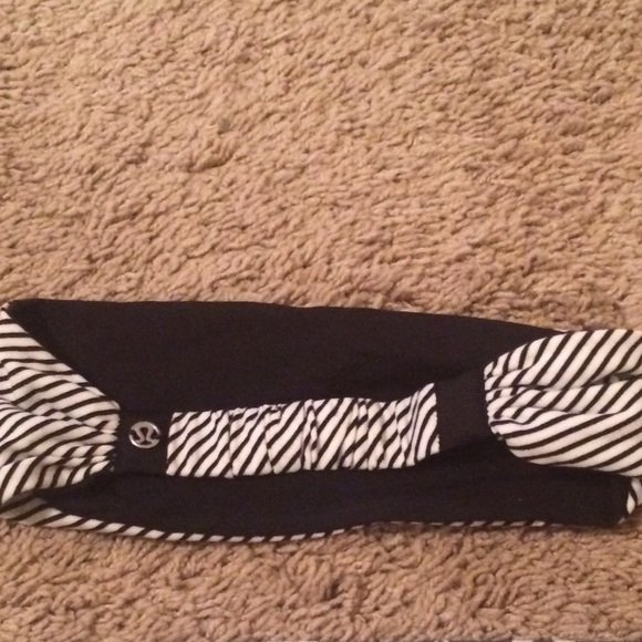 @vgurl bang buster black