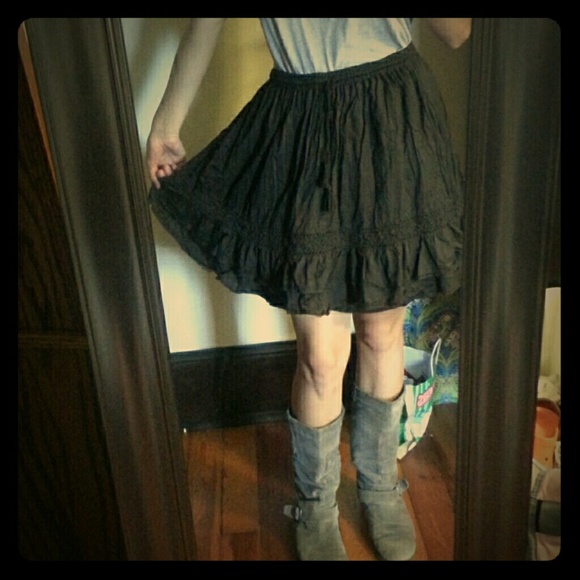 Ann Taylor LOFT Peasant Skirt
