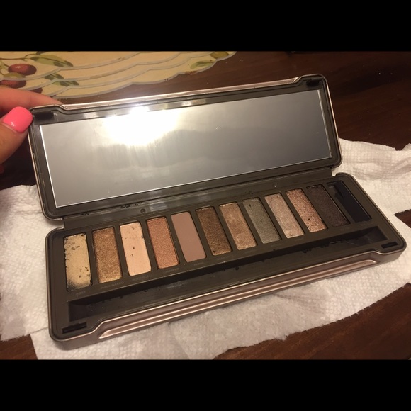 SOLD ON MERC - Picture 2 of 4