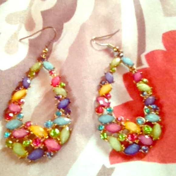 Colorful earring 💛💙💜💚❤️💗