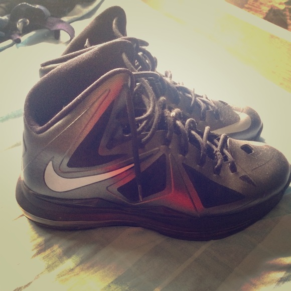 Lebron 10 carbons