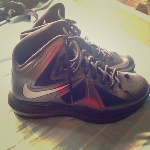Lebron 10 carbons