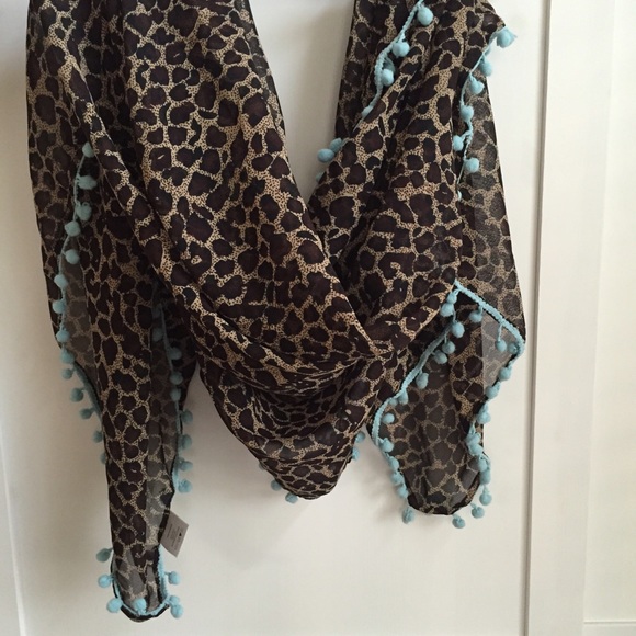 Animal Print Scarf • Shaw
