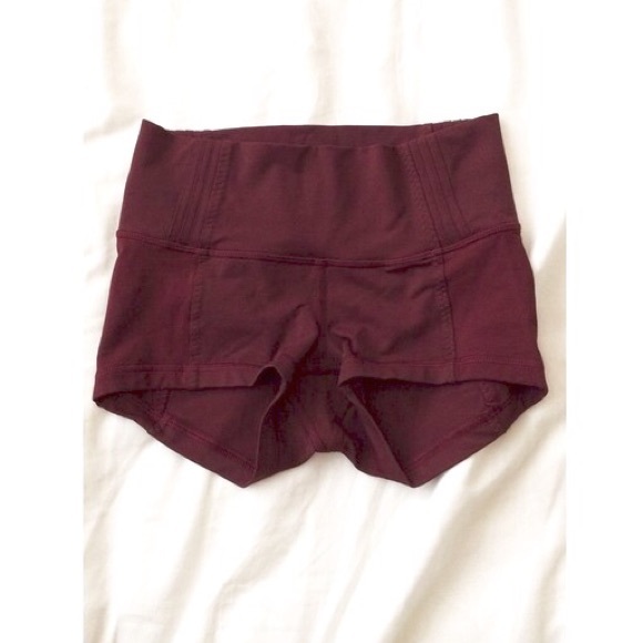 lululemon boogie shorts!!!