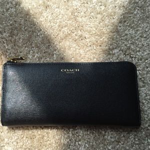 Coach long wallet