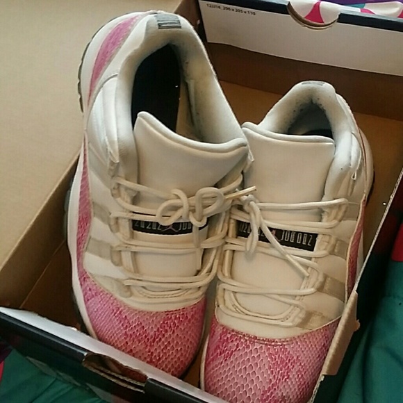Jordan 11s