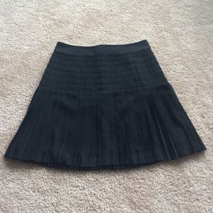 J CREW 💕 Size 0 Black Pleated Lattice Skirt
