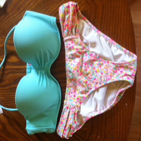 🚫  HOLD  🚫   Victoria secret bathing suit
