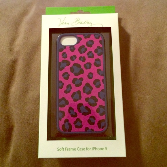 Vera Bradley Soft iPhone 5 Case in Leopard Spots - Picture 1 of 4