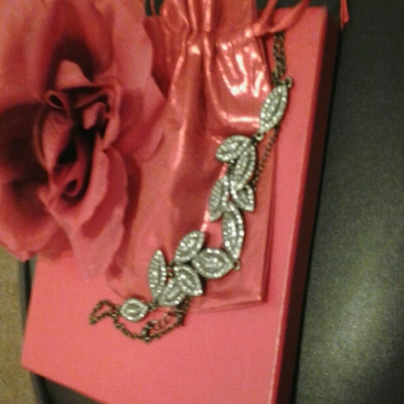 Jewerly - Picture 3 of 3