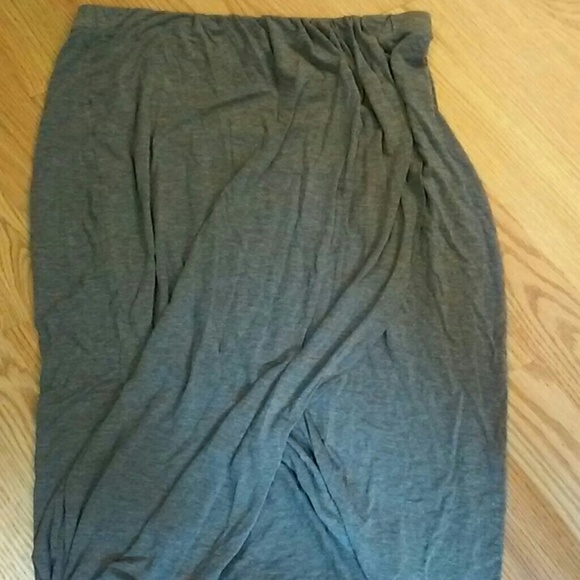 Gray long skirt Kohl's size M