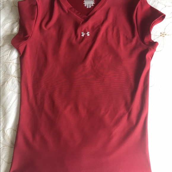 Athletic shirt