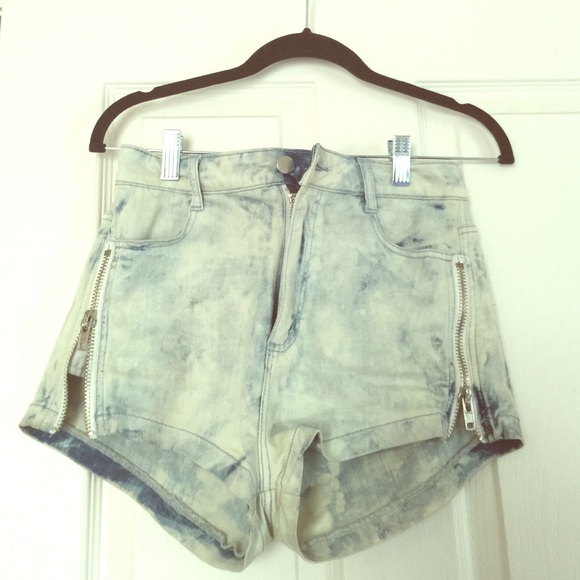 ❌❌SOLD❌❌Muse Clothing (local boutique)