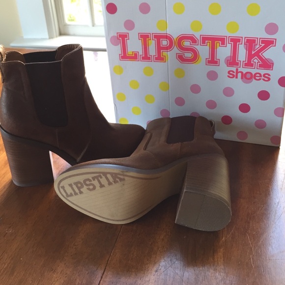 New w/ tags Tan Heeled Booties - Picture 4 of 4