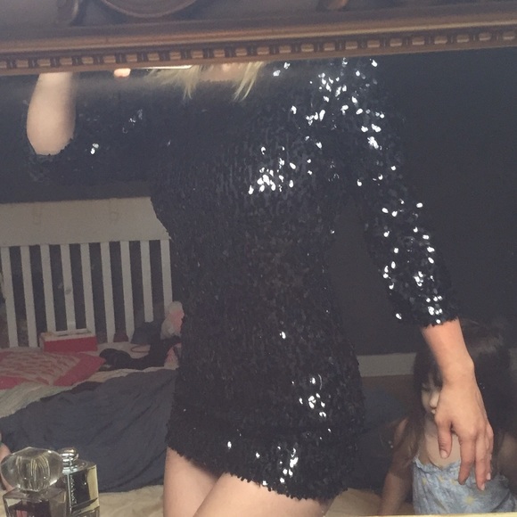 ‼️SOLD‼️Mini black sequin cocktail/ party dress - Picture 2 of 4