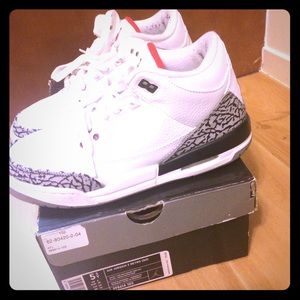 Air Jordan Retro Cement 3's