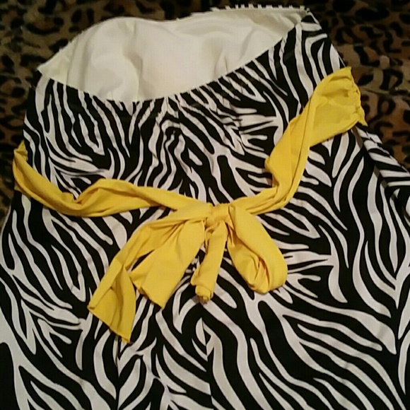 Patterned dress - Picture 3 of 3