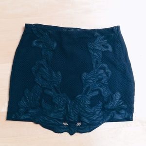 Trafaluc Appliqué & Mesh Mini Skirt