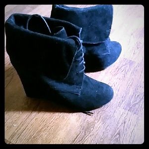 Black ankle high "pirate" boot with wedge heel