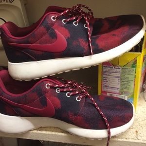 Roshe runs