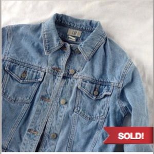 🚫SOLD🚫 GAP denim jacket
