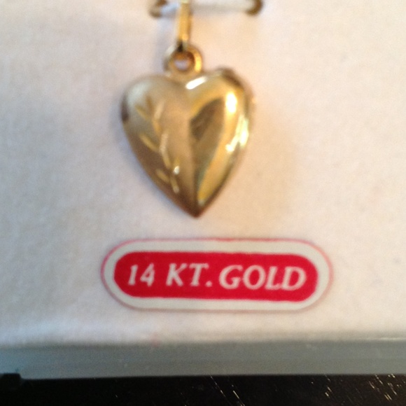 14k Puff Heart Necklace